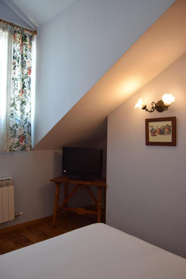 Hotel Las Casitas Del Jardin Tudela de Duero Luaran gambar