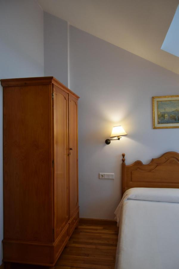 Hotel Las Casitas Del Jardin Tudela de Duero Luaran gambar